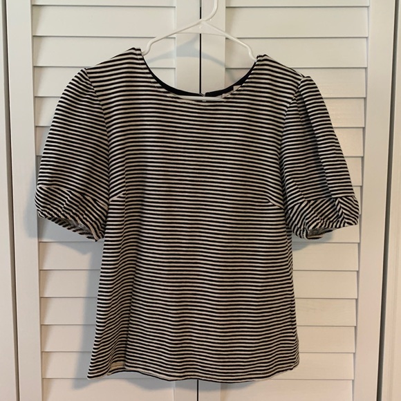 Anthropologie Tops - Black and white puff sleeve blouse